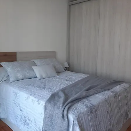 Vigo, Alquilo Piso Grande, Ideal Vacaciones Lejlighed *